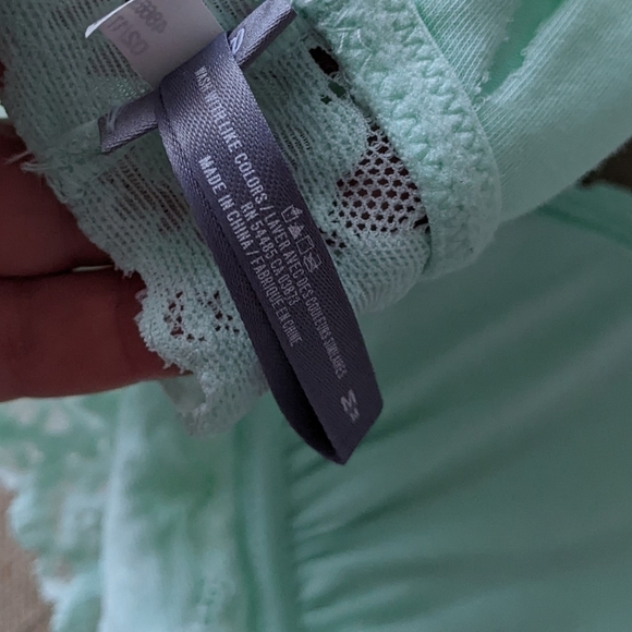 AERIE lace bralette slightly push up removable pads mint color Medium B062 - Picture 2 of 7